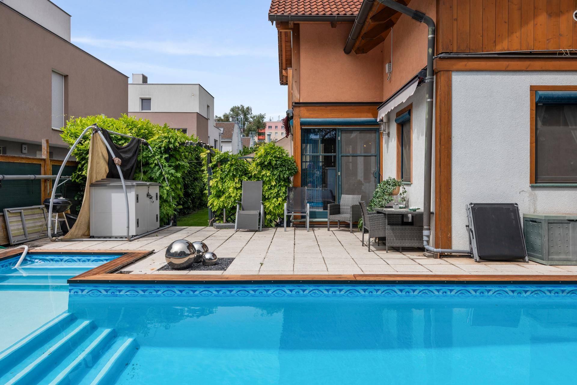 Vermitteltes Einfamilienhaus mit Pool in Wien Floridsdorf